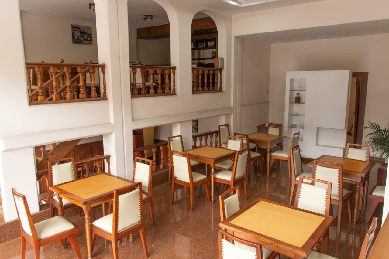 Hotel Cumanda Alfaro Екстериор снимка
